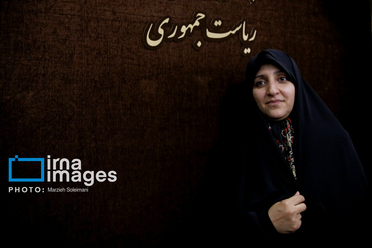 تجلیل معاون رئیس‌جمهور از زنان ایرانی/ آنها از آغازین لحظات شکل‌گیری تمدن در بطن حیات اجتماعی، اقتصادی، فرهنگی و حتی سیاسی حضور فعال داشته‌اند