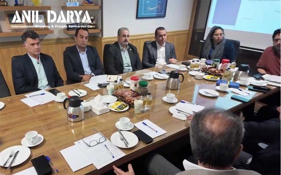جلسه ویژه کمیته گمرک ، ترانزیت و راهنمایی انجمن حمل و نقل ایران ، که بر تسهیل تجارت خارجی متمرکز است