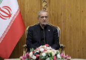 پزشکیان وارد بندر آستارا شد + تصویر