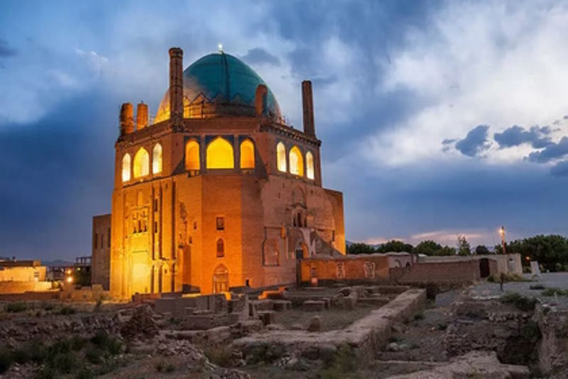 بی‌توجهی به محوطه‌سازی گنبد سلطانیه