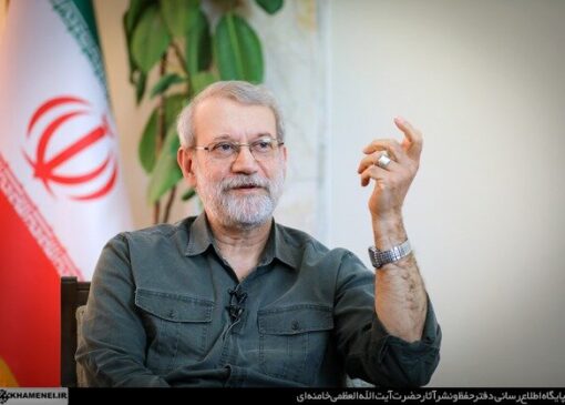 تحلیل علی لاریجانی درباره مذاکره بین ایران و آمریکا : ایران هیچ وقت دیپلماسی را ترک نکند/ نباید بگوییم ما دیپلماسی را قطع می‌کنیم