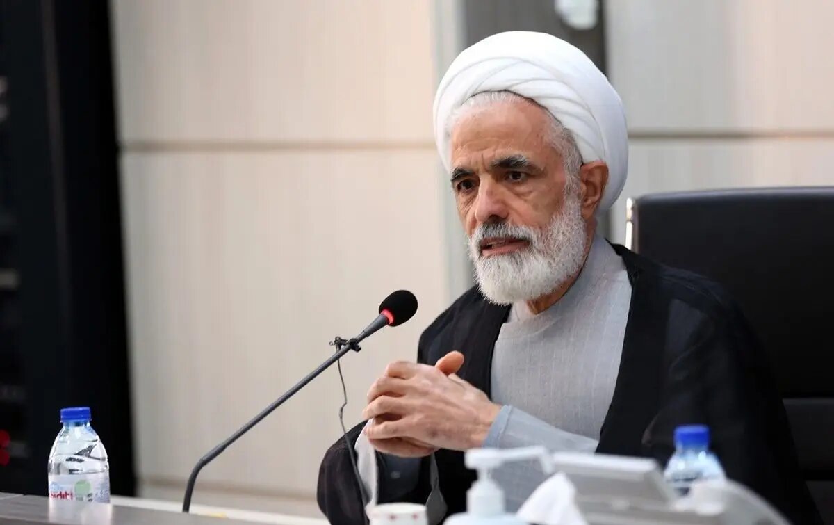 معاون پزشکیان: دولت وقت خود را صرف حاشیه‌سازان نمی‌ کند