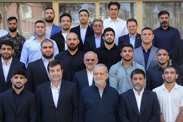 توئیت مسعود پزشکیان درباره ورزش قهرمانی کشتی + جزئیات