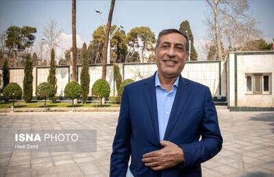 دولت چقدر کسری بودجه دارد؟/ جعفر قائم پناه از میزان تحقق درآمدهای دولت میگوید