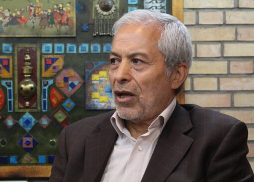 میرلوحی: اگر جلیلی رئیس جمهور بود، ترامپ برای جنگ صبر نمی‌کرد/ سرمایه اجتماعی پزشکیان دارد آسیب می‌بیند اگر...