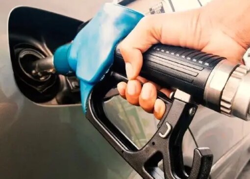 نجات بازار خودرو با ورود کالاهای جدید به کشور