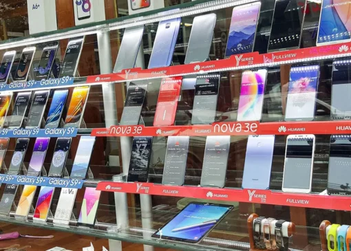 نماینده جدید پاساژ علاءالدین; پایان سلطه سامسونگ و آیفون در ایران؟