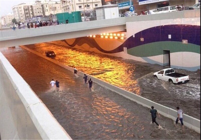 جاری شدن سیل در عربستان | بازتاب امروز