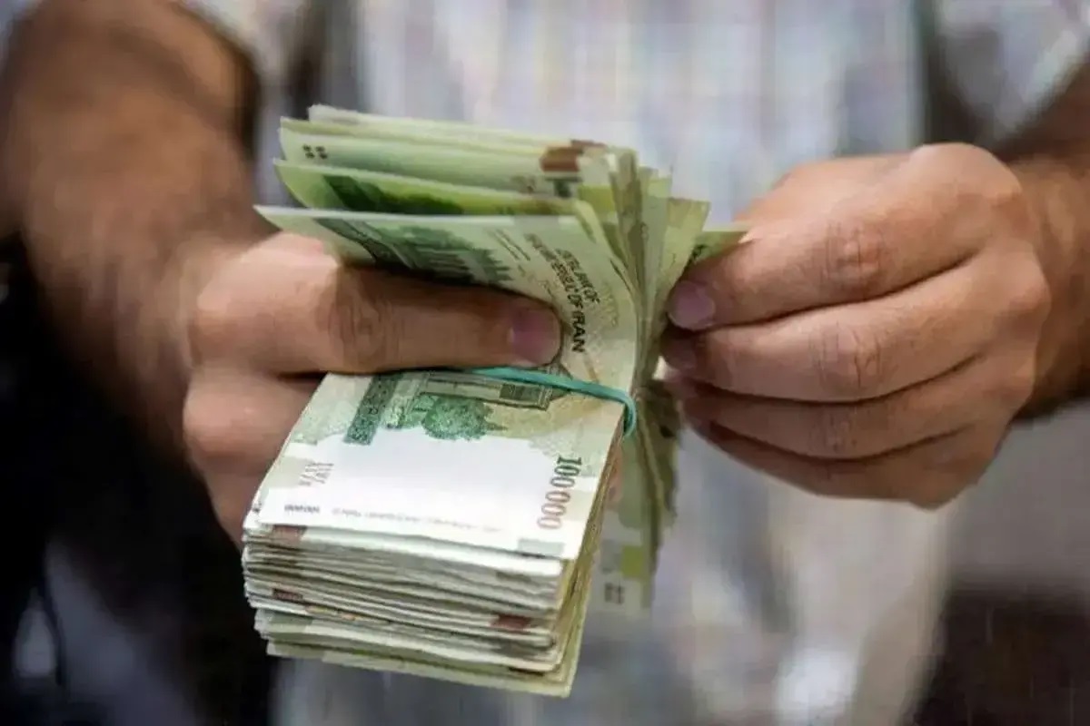 جزئیات تغییر مدل دریافت حقوق کارمندان دولت | بازتاب امروز