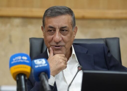طعنه روزنامه اصولگرا به قائم پناه: می گویید پزشک نباید راننده اسنپ بشود؟ پس چرا می تواند معاون اجرایی رئیس جمهور بشود؟