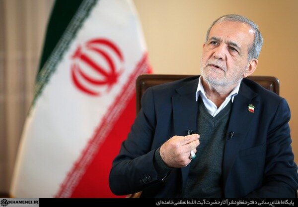 پزشکیان: اگر من مسئول نتوانم معیشت مردم را سامان بدهم، ماندن در این جایگاه معنایی ندارد/ منافع برخی افراد آنقدر گسترده است که ...