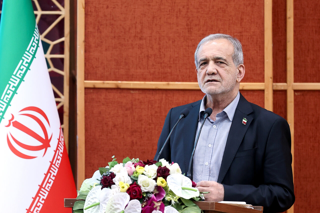 پزشکیان: بودجه سال آینده را تنها با ۲ درصد رشد بسته ایم/ مشکل انرژی با صرفه جویی حل میشود/ من هیچوقت وعده دروغ نداده و نخواهم داد