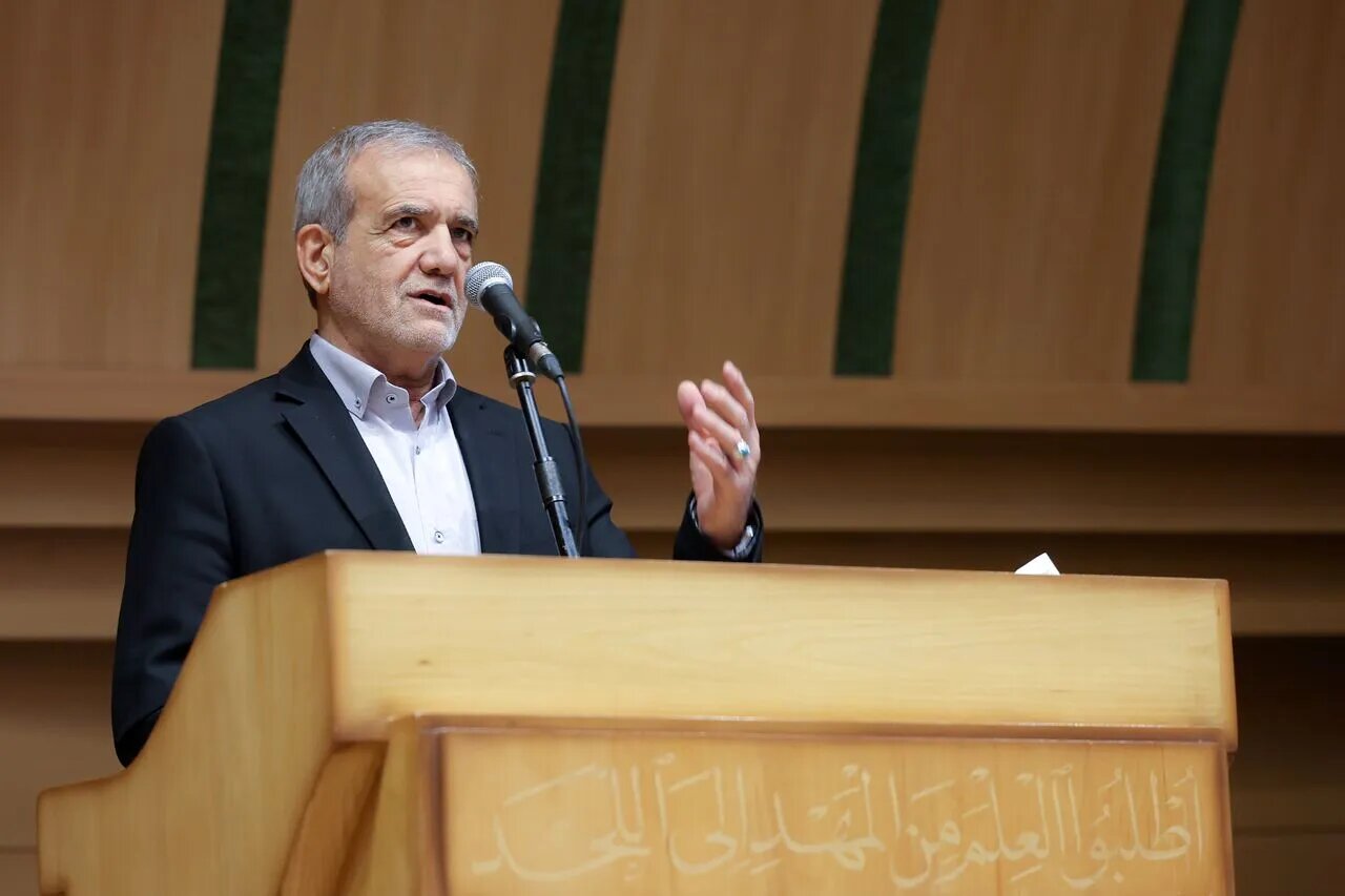 پزشکیان: سیاست ایران گسترش همکاری با کشورهای مسلمان و همسایه در همه زمینه‌هاست