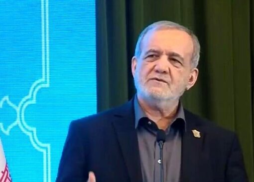 پزشکیان به خبرنگار صداوسیما که می‌گفت اگر بلد نیستید بدید ما اداره کنیم: خب بیایید اداره کنید/ به جلیلی گفتم که من پیشنهاد نمی‌خواهم، اجرا می‌خواهم
