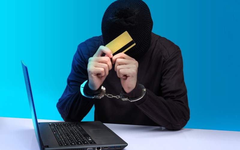 کلاهبرداری میلیاردی از حساب ۱۰۰ شهروند همدانی