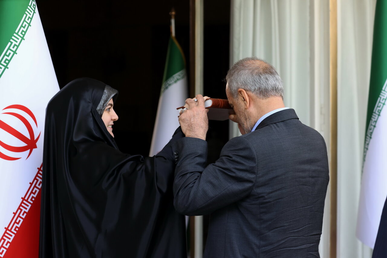 پازل‌ عملکردی دولت چهاردهم در پایان سال دوم/ چرا ریاست جمهوری برای پزشکیان آسان نمود اول ولی افتاد مشکل‌ها...