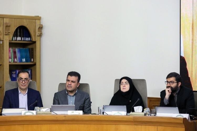 تصاویری از جلسه هیئت دولت/ سرپرست وزارت دفاع با لباس سپاه به دولت رفت/ زاکانی هم بود