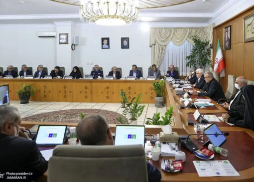 آیا دولت در برابر تندروها، طرف مردم خواهد ایستاد؟
