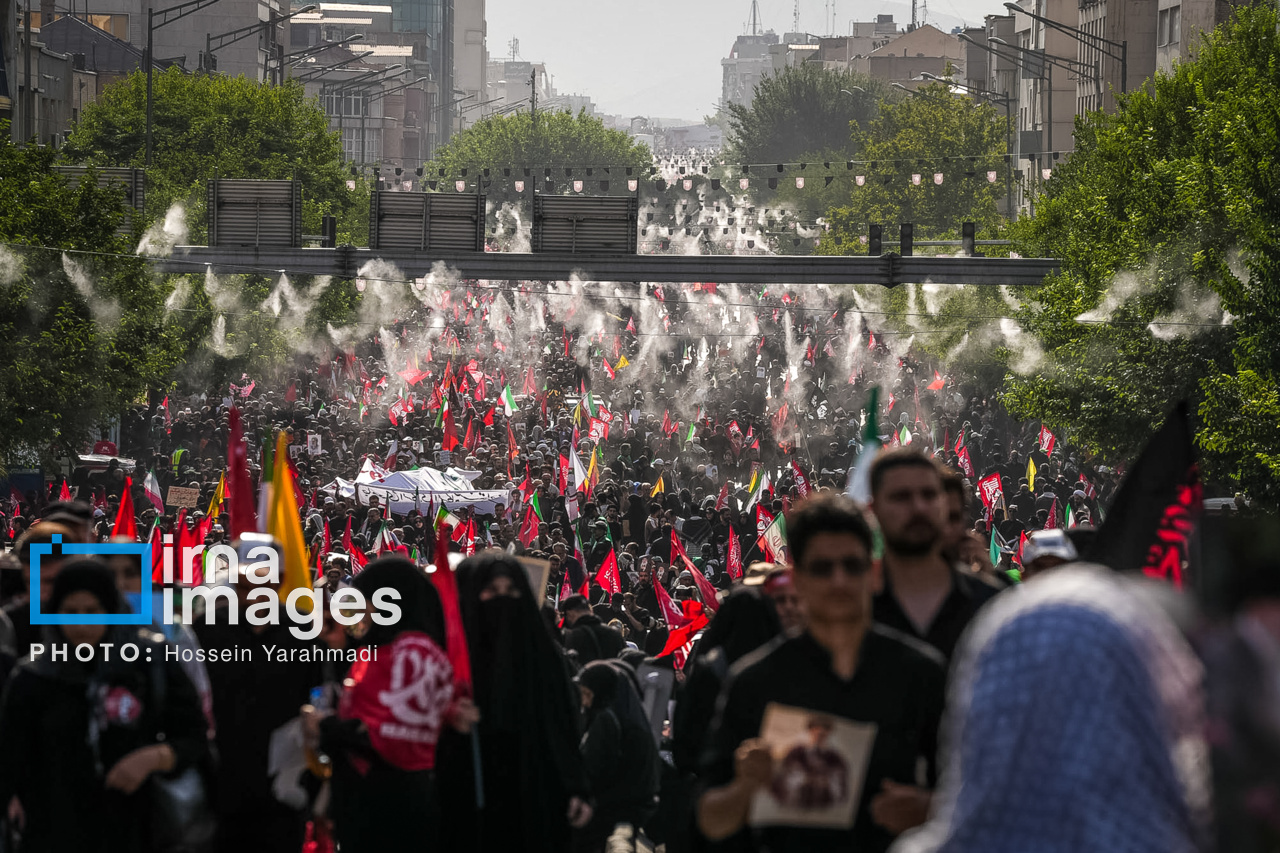 تشییع پرشکوه، وحدت ملی قربانی تفسیرهای مبهم | بازتاب امروز
