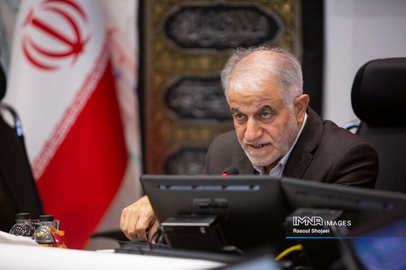 رئیس شورای شهر اصفهان: «گذر صنایع‌دستی چهارباغ فعال می‌شود» | بازتاب امروز