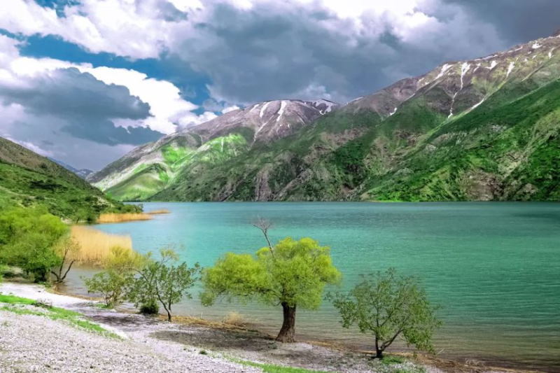 «ورود گردشگران از اول شهریور به دریاچه گهر لرستان ممنوع می‌شود» | بازتاب امروز