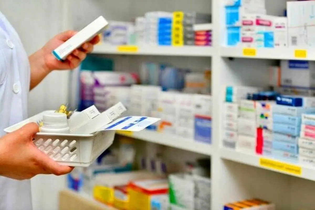 پرداخت ۳.۷ هزار میلیارد تومان از مطالبات داروخانه‌ها و مراکز درمانی