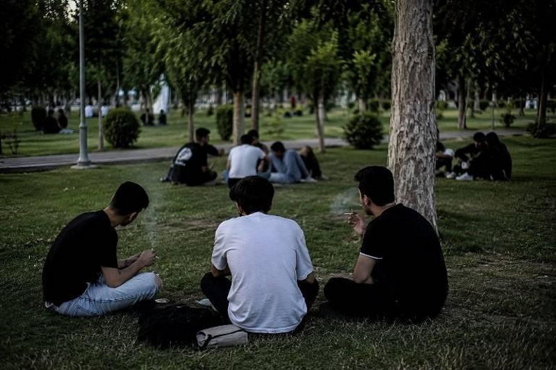 چالشی در گیلان: دود «گُل» در پارک‌ها و اماکن عمومی | بازتاب امروز