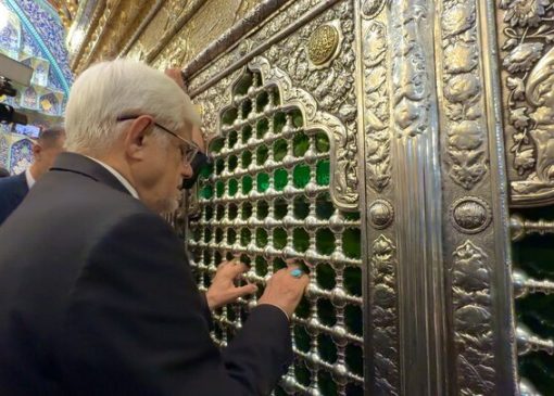 عارف بر سر مزار شهیدان لاریجانی و موسوی/ معاون اول رئیس جمهور به قم رفت +تصاویر