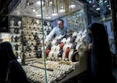 شکست طلا و دلار از بورس تهران! | بازتاب امروز