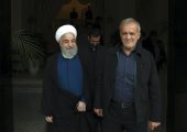 تندروها علیه دولت در چند جبهه؛ از تجمع مقابل خانه روحانی تا استیضاح عراقچی و هشتگ عزل پزشکیان!