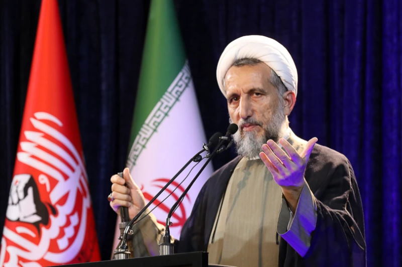 امام جمعه قزوین: «موتورسواری بانوان بدون گواهینامه غیرقانونی است» | بازتاب امروز