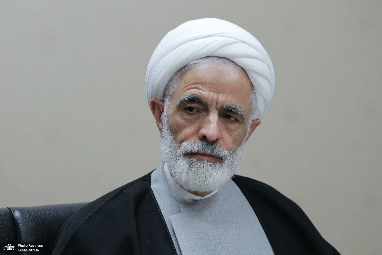روایت معاون حقوقی پزشکیان از تصمیم سخت برای قانون حجاب؛ پرونده رنج مردم روی میز رئیس‌جمهور است/ کلیدواژه پزشکیان برای عبور از حواشی؛ ولش کن!