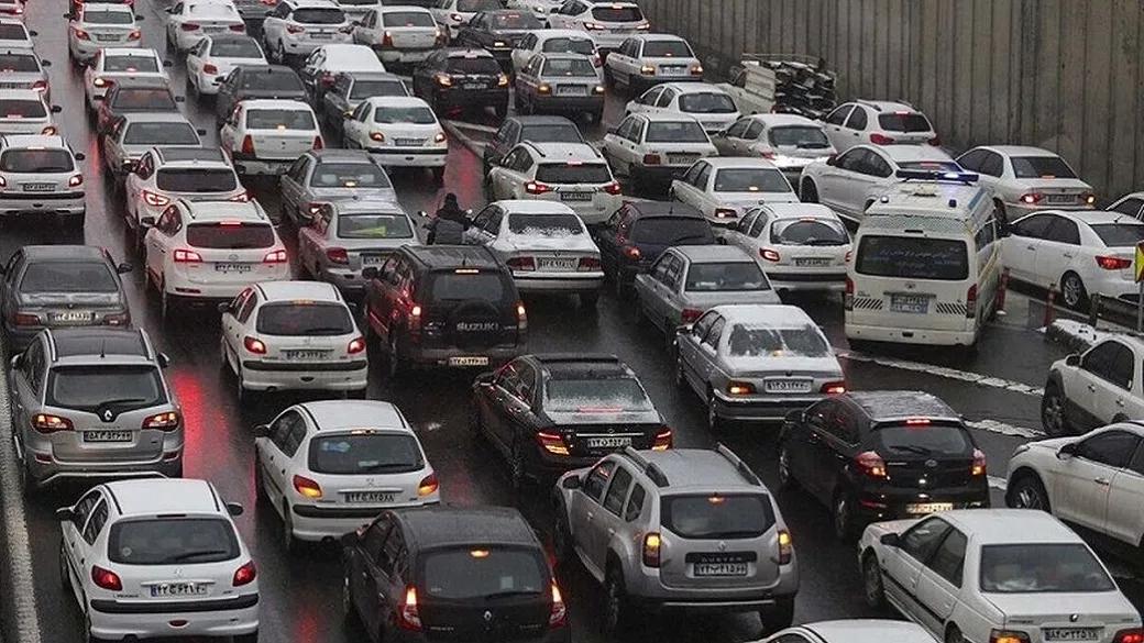 سه‌شنبه‌های بدون خودرو؛ طرحی بر لبه تیغ | بازتاب امروز