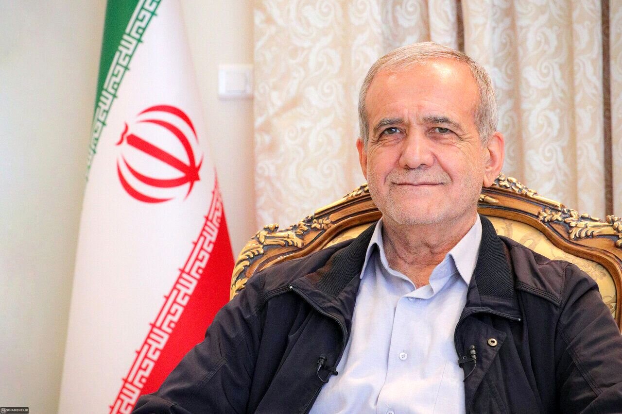 پاسخ پزشکیان به فاکس نیوز درباره تامین مالی گروه‌های مقاومت توسط ایران؛ حتی نمی‌توانیم پول مسدود خود در چین را بگیریم چه رسد به این که...