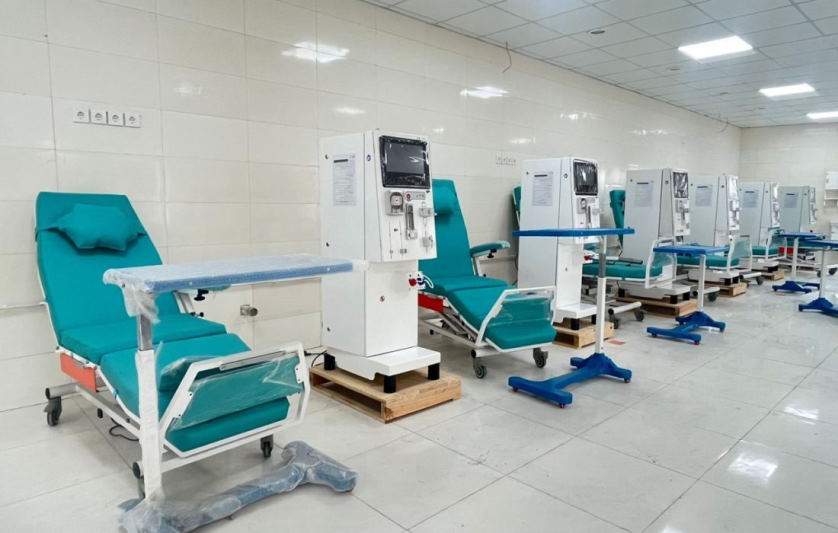 ۱۰ دستگاه دیالیز به مراکز درمانی دشتستان بوشهر تحویل شد | بازتاب امروز