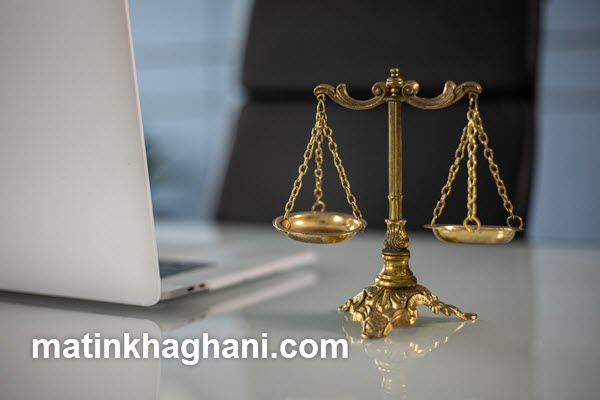انتخاب وکیل را به یک تصمیم ساده تر تبدیل کنید