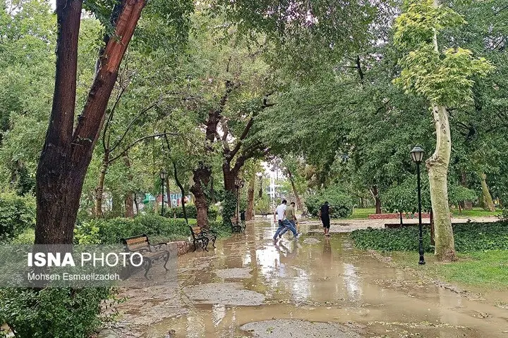 انفجار ابرها در آسمان چند استان کشور | بازتاب امروز