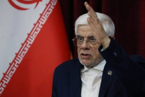 عارف: جلوگیری از گران‌فروشی، احتکار و کم‌فروشی در دستور کار قرار دارد/ گرانی عوامل مختلفی دارد و نمی‌توان با یک اقدام مقطعی آن را برطرف کرد