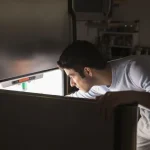 غذا خوردن، ساعات پایانی شب کبد را مختل می‌کند | بازتاب امروز