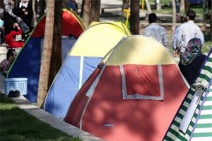 هتل‌های خالی زنجان و چادرهای سرگردان | بازتاب امروز