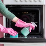 چگونه داخل فر را با لیمو ترش تمیز کنیم؟ | بازتاب امروز