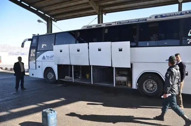 کشف جسد مردی میانسال در اتوبوس ترمینال تهران | بازتاب امروز